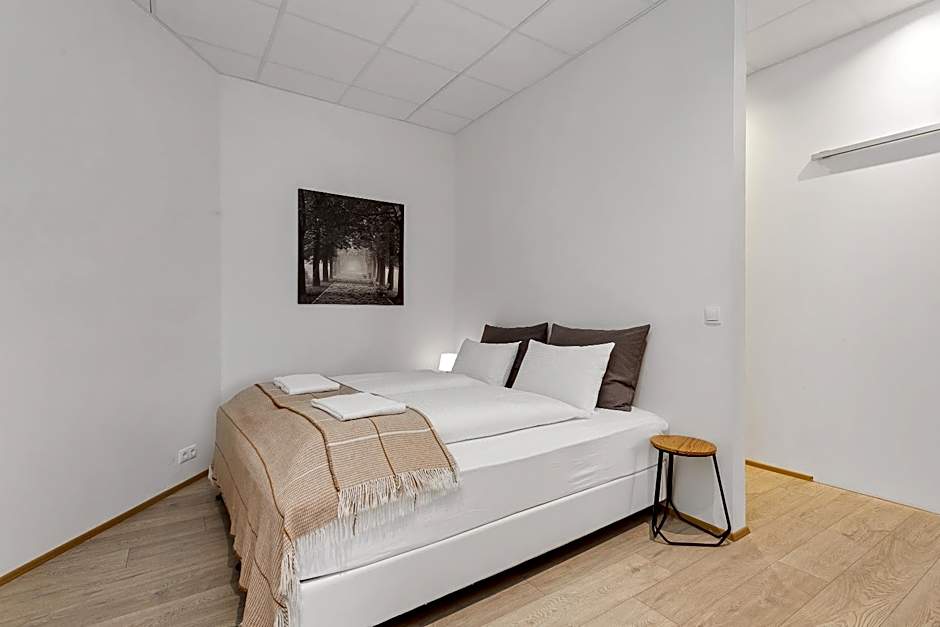 Blue Mountain Apartments by Heimaleiga