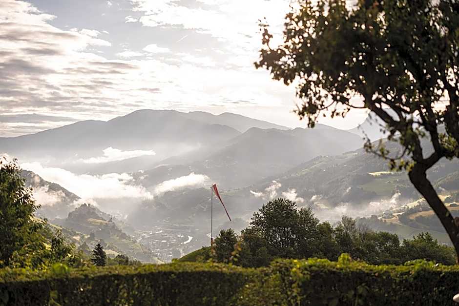 EGGER Apartments & Suites