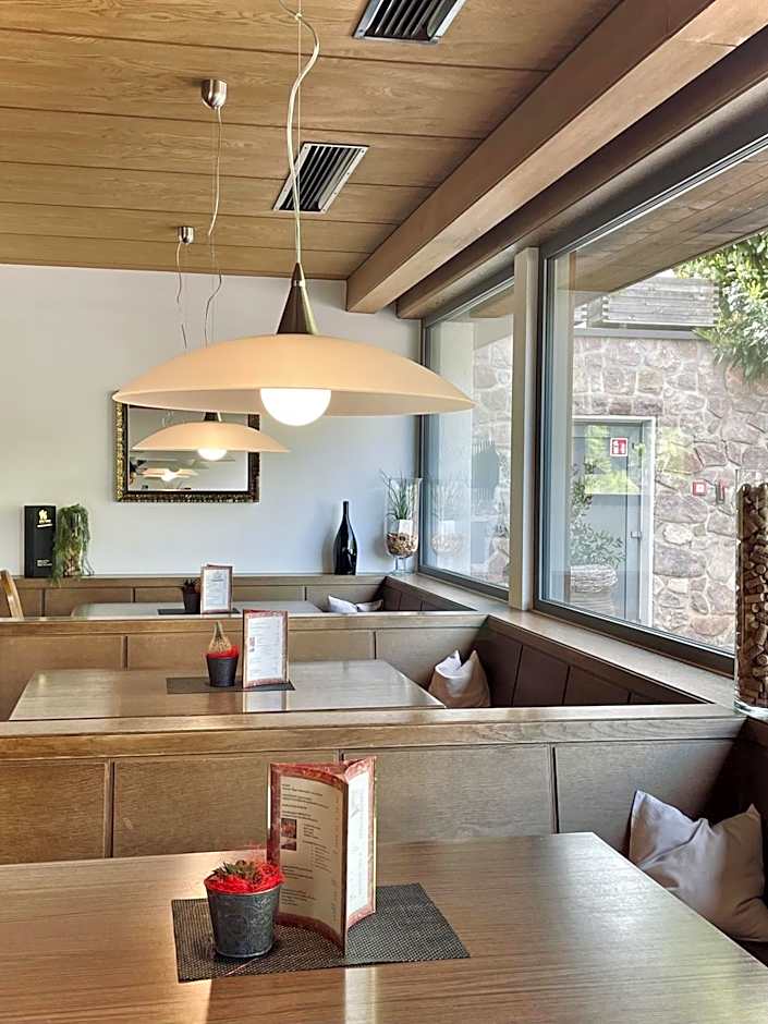 Hotel Am Wolfgrubenersee