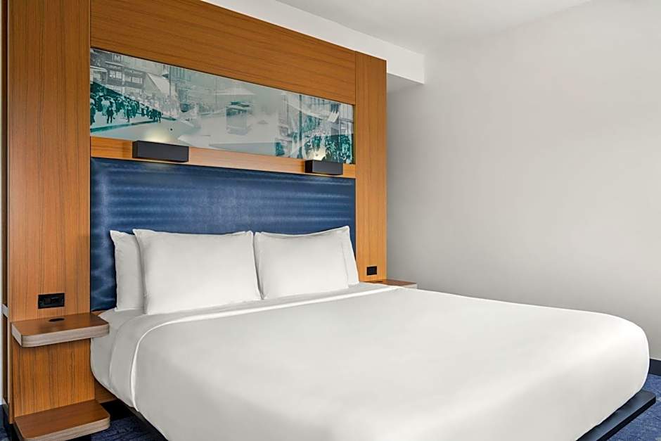 Aloft Chicago O Hare