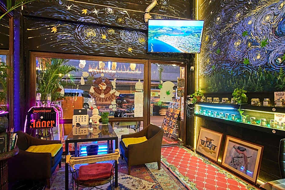 Happiness Community Wake & Bake Hostel – Pattaya, DC
