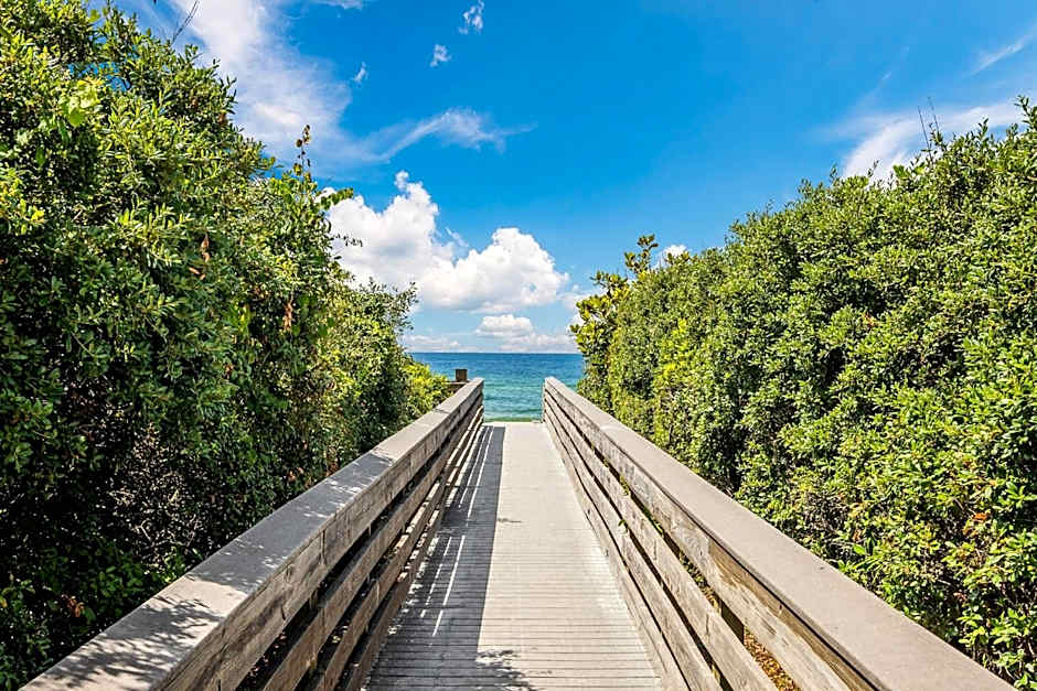 Seagrove Highlands by Panhandle Getaways