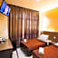 Dj Citi Point Hotel