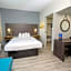 Hawthorn Extended Stay by Wyndham Panama City Beach