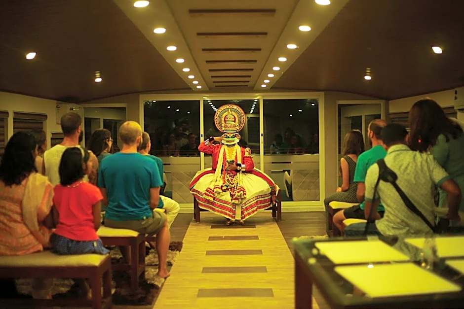 Indiavacationz Houseboats