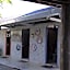 Art House at Chiangdao - Waterlily House