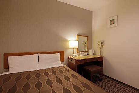 Double Room with Small Double Bed - Non-Smoking