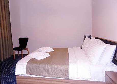 Junior Suite with Garden View