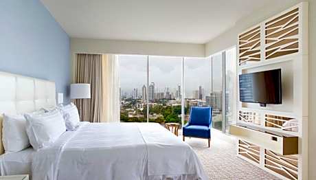 Global Panama Suite
