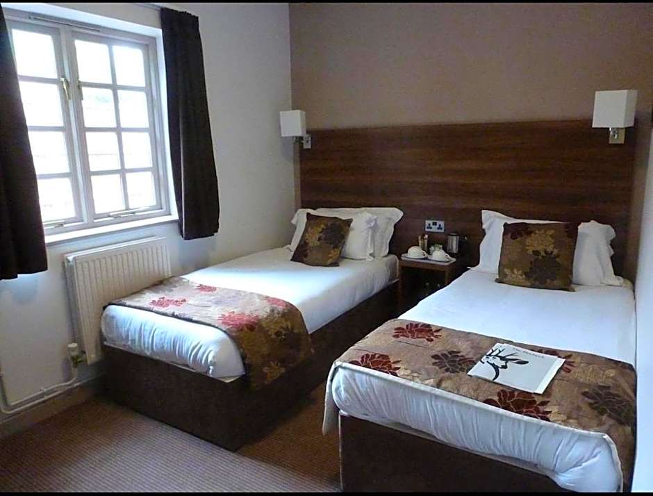 The Roebuck Alcester