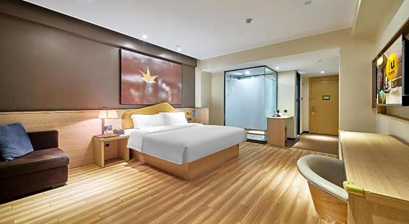 IU Hotel Baoding Yuhua East Road Passenger Center