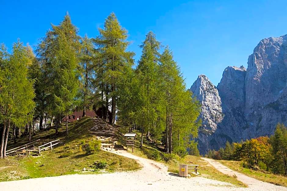 Erjavčeva mountain hut at Vršič pass