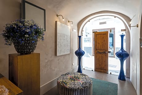 Al Console Luxury Suite