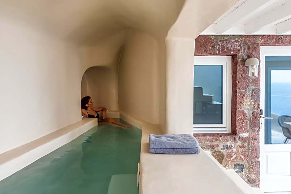 Art Maisons Oia Castle