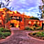 Inn At Loretto