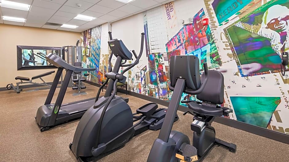 Best Western Plus Thornburg Inn & Suites