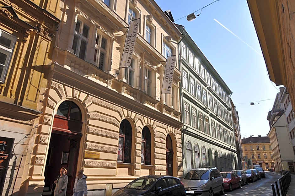 Hotel Prague Star