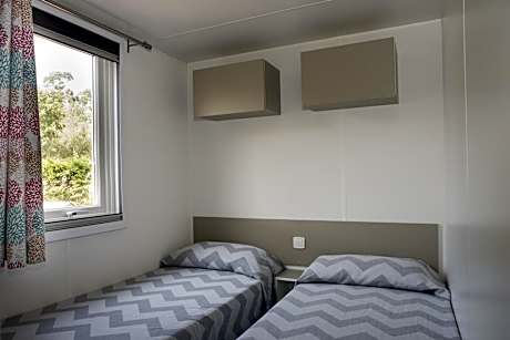 Superior Mobile Home (5 Adults)