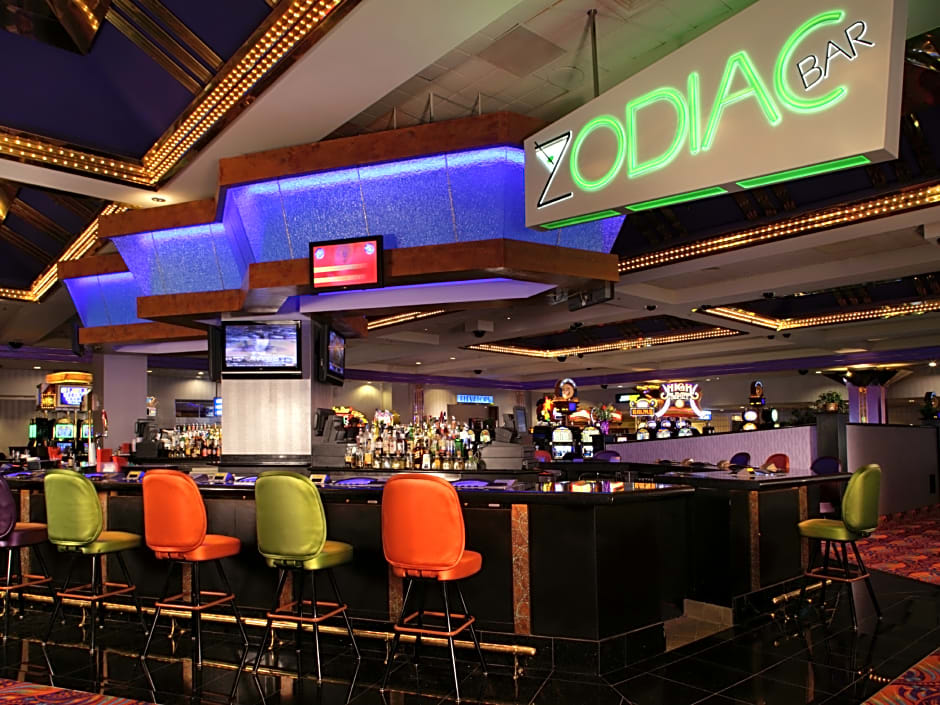 Aquarius Casino Resort