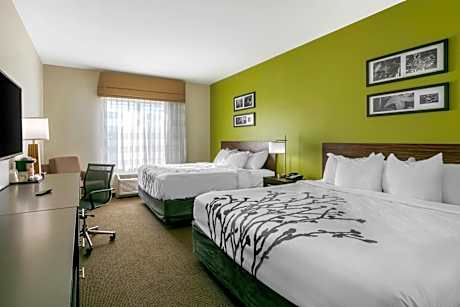 Queen Room with Two Queen Beds - Accessible/Non-Smoking