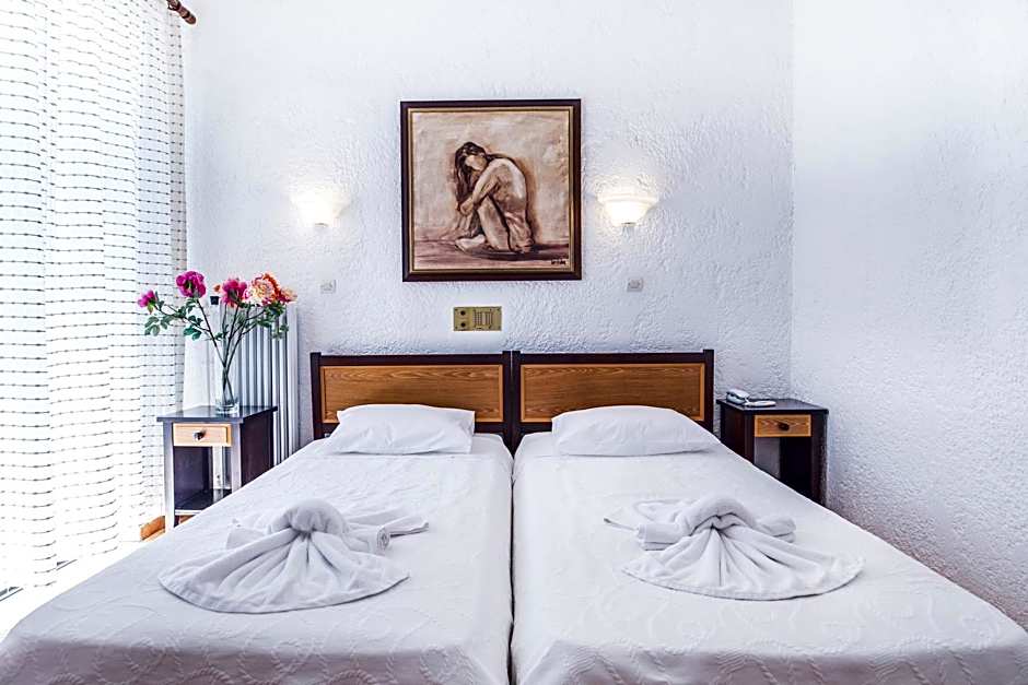 Creta Residence