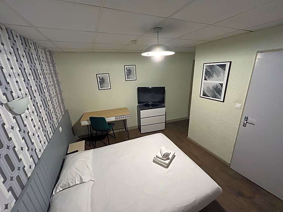 Initial by balladins, Hôtel Restaurant Broisin