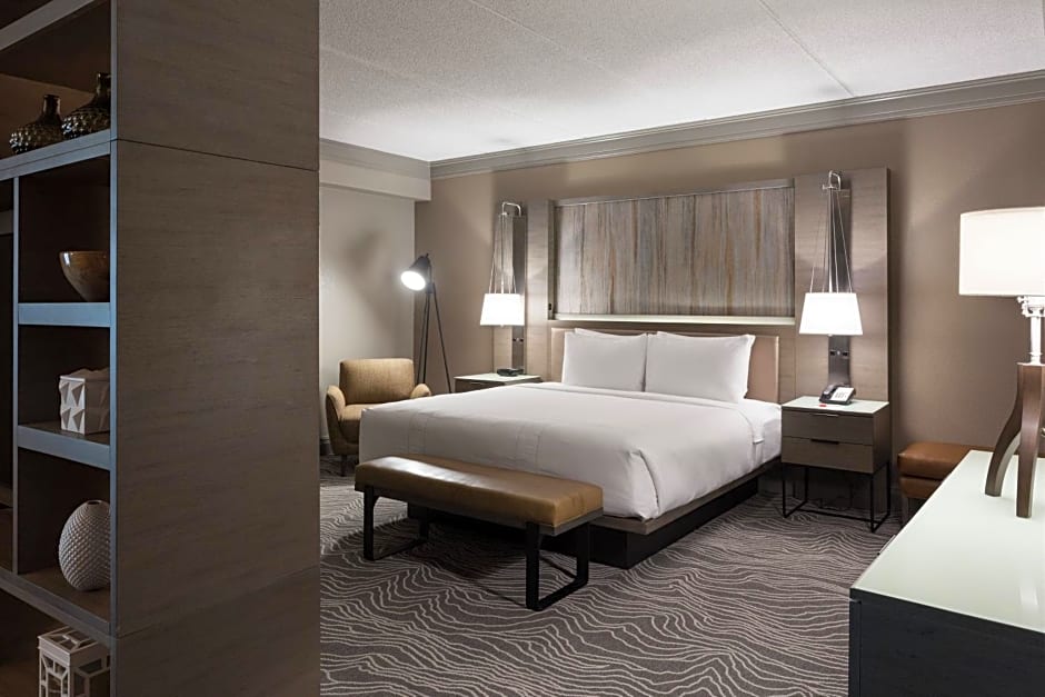 Marriott Savannah Riverfront