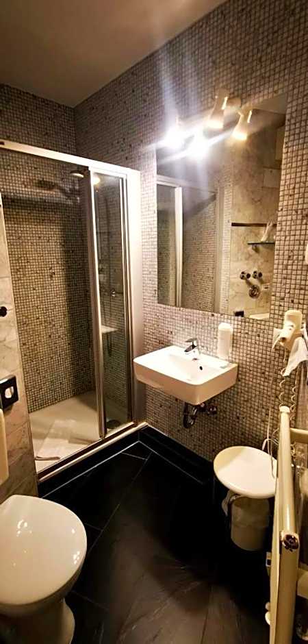 ALFA Hotel