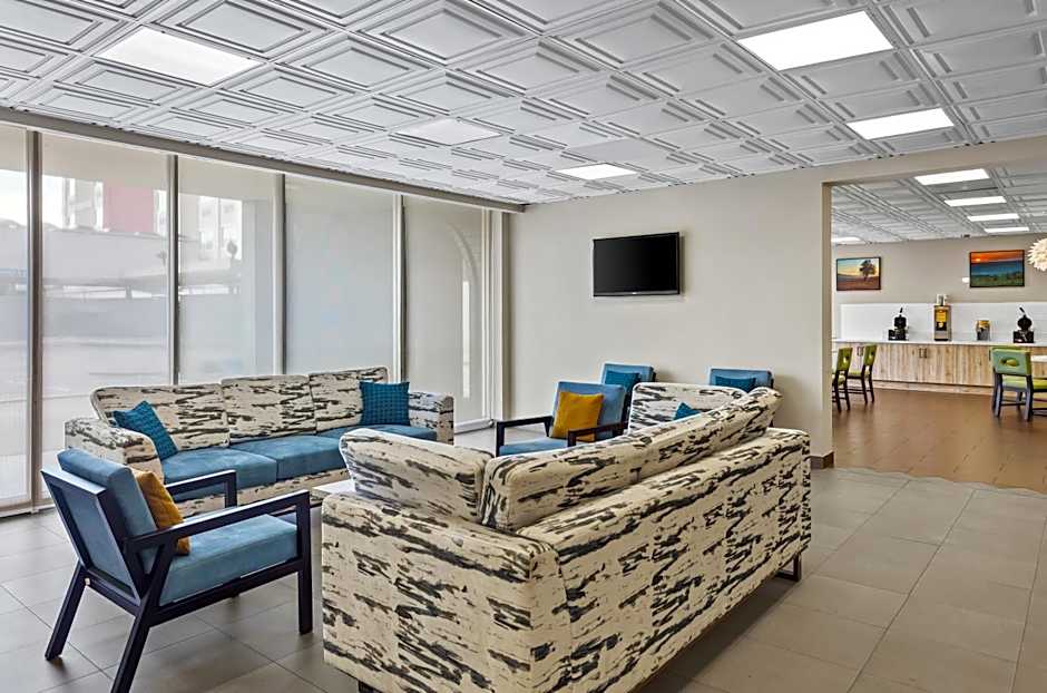 Quality Inn & Suites Charleston - Civic Center