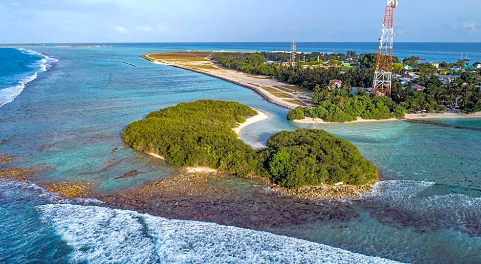 Reef Edge Thulusdhoo