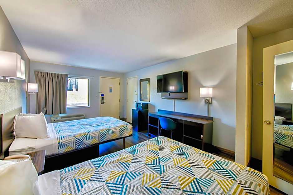 Motel 6 Birmingham, AL - Medical Center - nverness Hwy 280