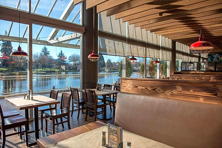 Coast Chilliwack Hotel