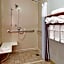 La Quinta Inn & Suites by Wyndham Dallas Love Field