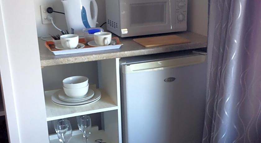 Bay Water Views Bed & Breakfast