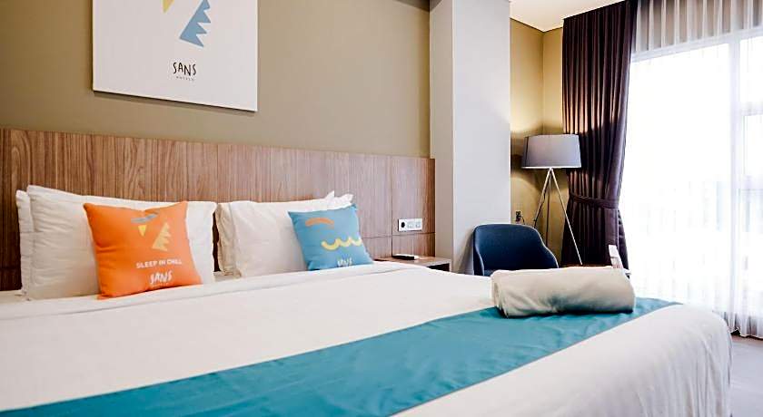 Sans Hotel Puri Indah Jakarta