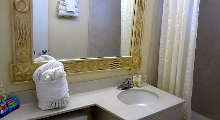 Roomba Inn & Suites Daytona Beach