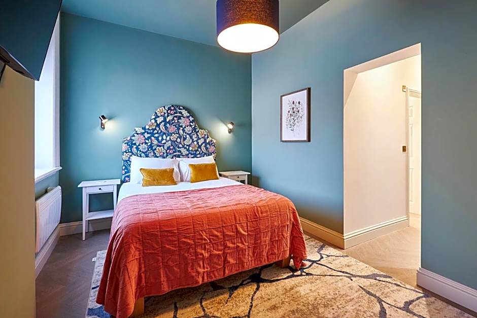 Arlington House Hotel - Self Check-In Suites