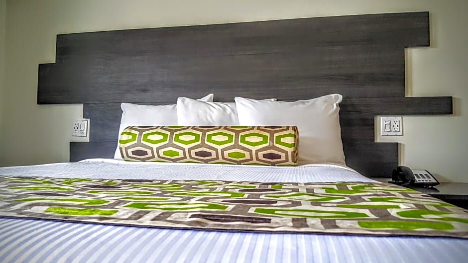 Jewel City Inn