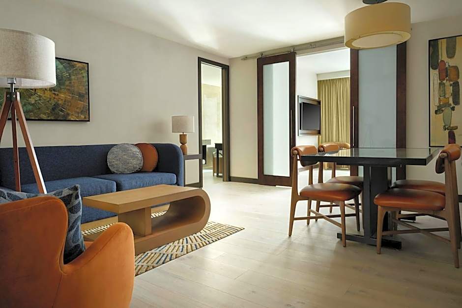 JW Marriott Houston Downtown