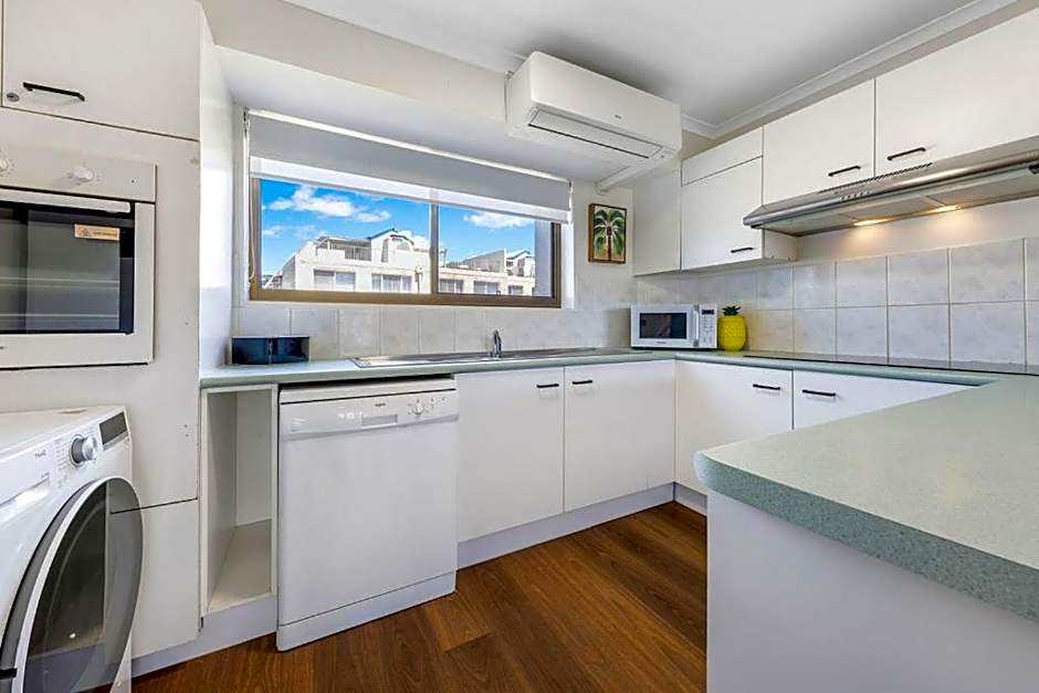 Kalua Holiday Apartments