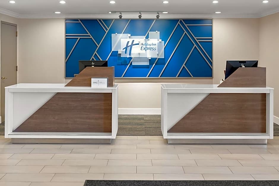 Holiday Inn Express Stony Brook-Long Island By IHG