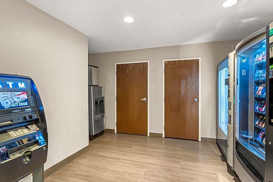 Quality Inn & Suites Denver International Airport