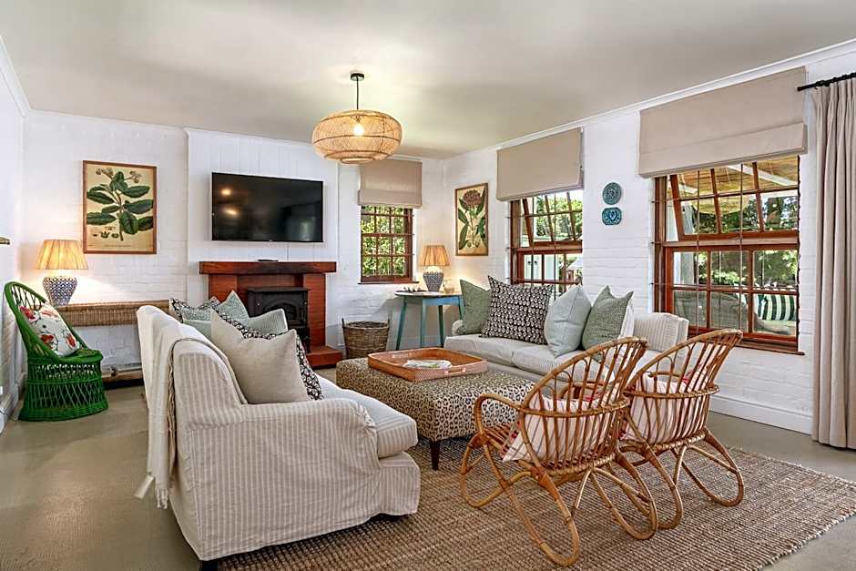 Noordhoek Village Hotel