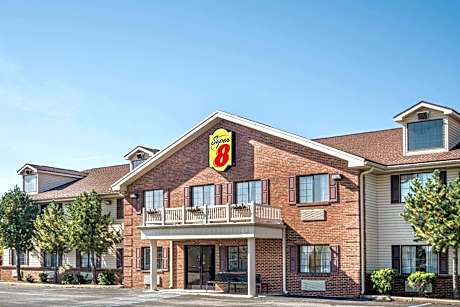 Super 8 by Wyndham Madison IN