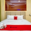 RedDoorz Plus Syariah near Pasar Turi
