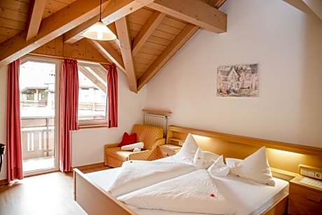 Double Room with Mountain View