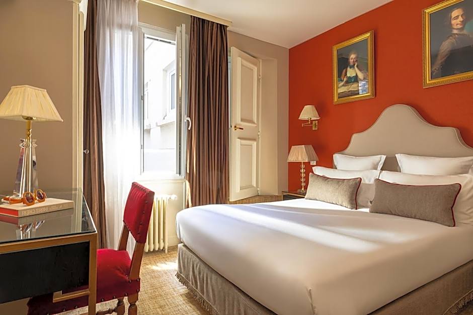 Hotel Des Deux Continents