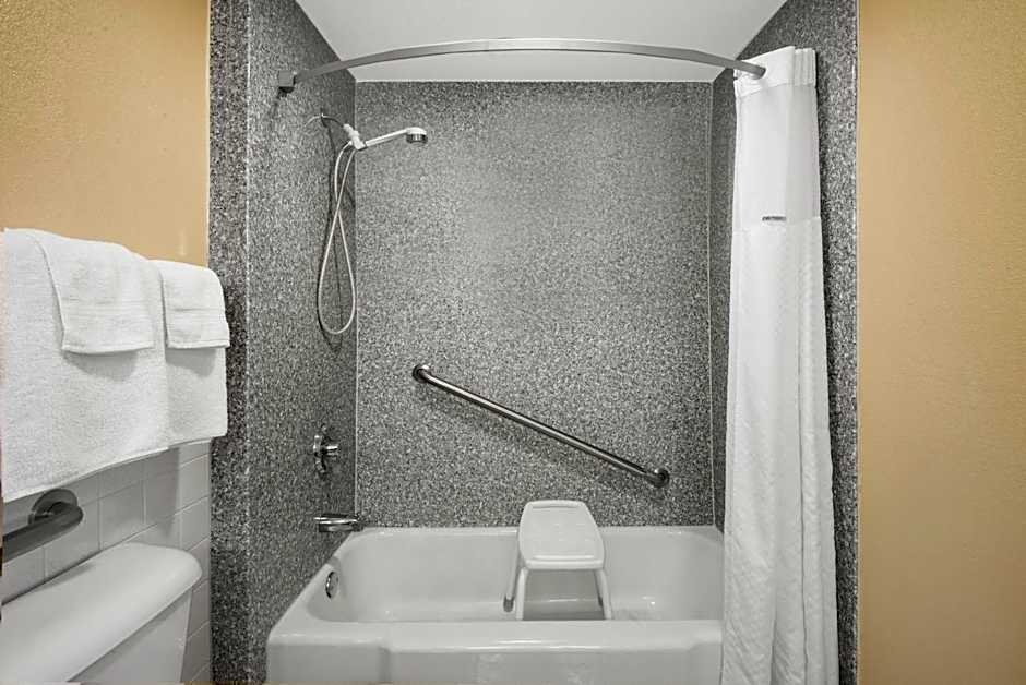 Super 8 by Wyndham Ashland