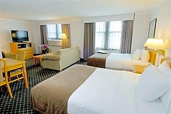 Best Western Plus Carlton Plaza Hotel