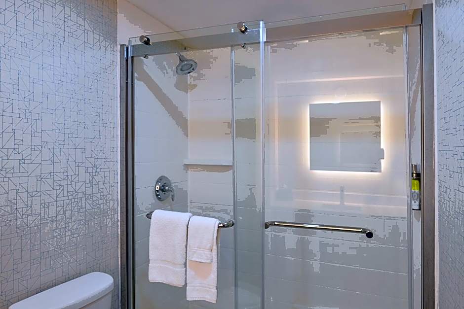 Holiday Inn Express And Suites Shreveport - Downtown By IHG